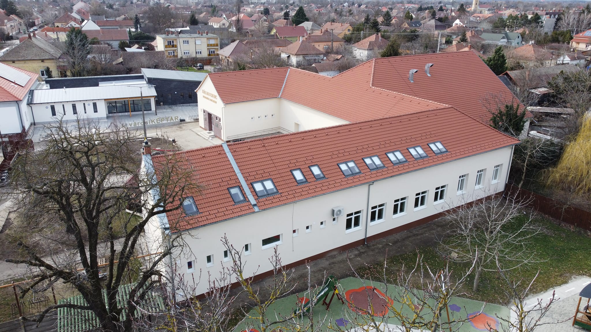 TOP_PLUSZ-2.1.1-21-BS1-2022-00038 A Kállai Ferenc Művelődési Központ energetikai fejlesztése